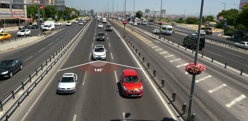 CARCAM R2 – миниатюрный автомобильный Full HD видеорегистратор со встроенными модулями GPS и Wi-Fi.