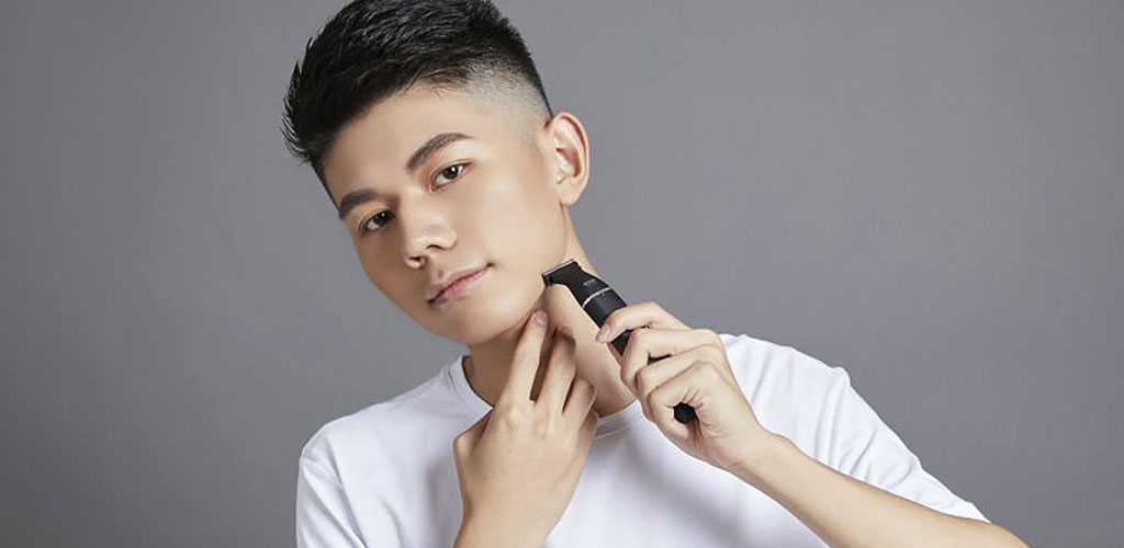 Триммер Xiaomi Electric Shaver Small Razor (ET2) Триммер Xiaomi Electric Shaver Small Razor (ET2)