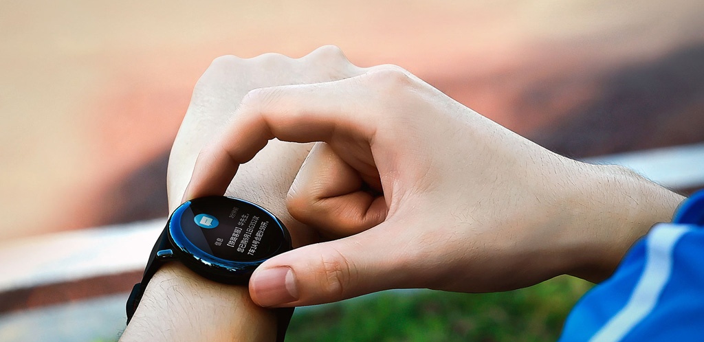AMAZFIT PACE - BLACK9.jpg