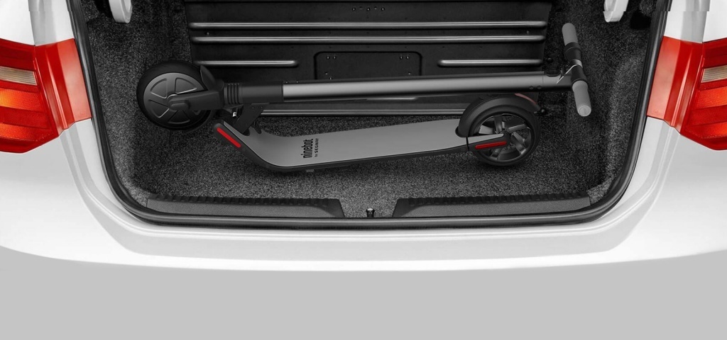 Ninebot by Segway KickScooter Es2 – компактность